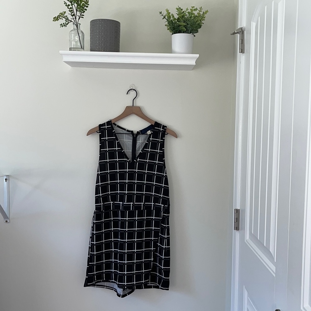 4 for 25🌻Patterned romper